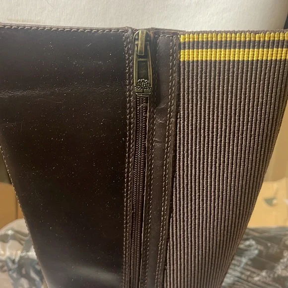 New Timberland Women's Waterproof Tall  Boots Brown yellow trim NEW IN BOX - Picture 6 of 8